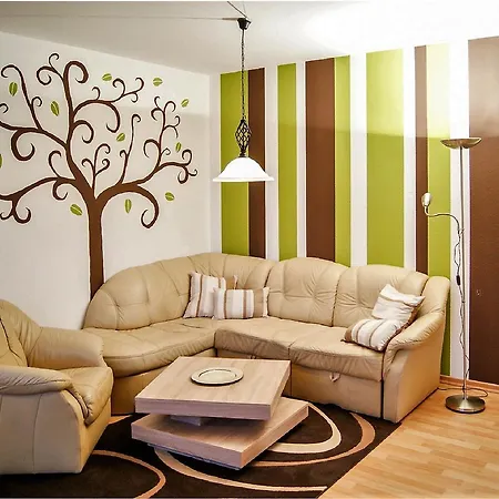 Barneby Apartment